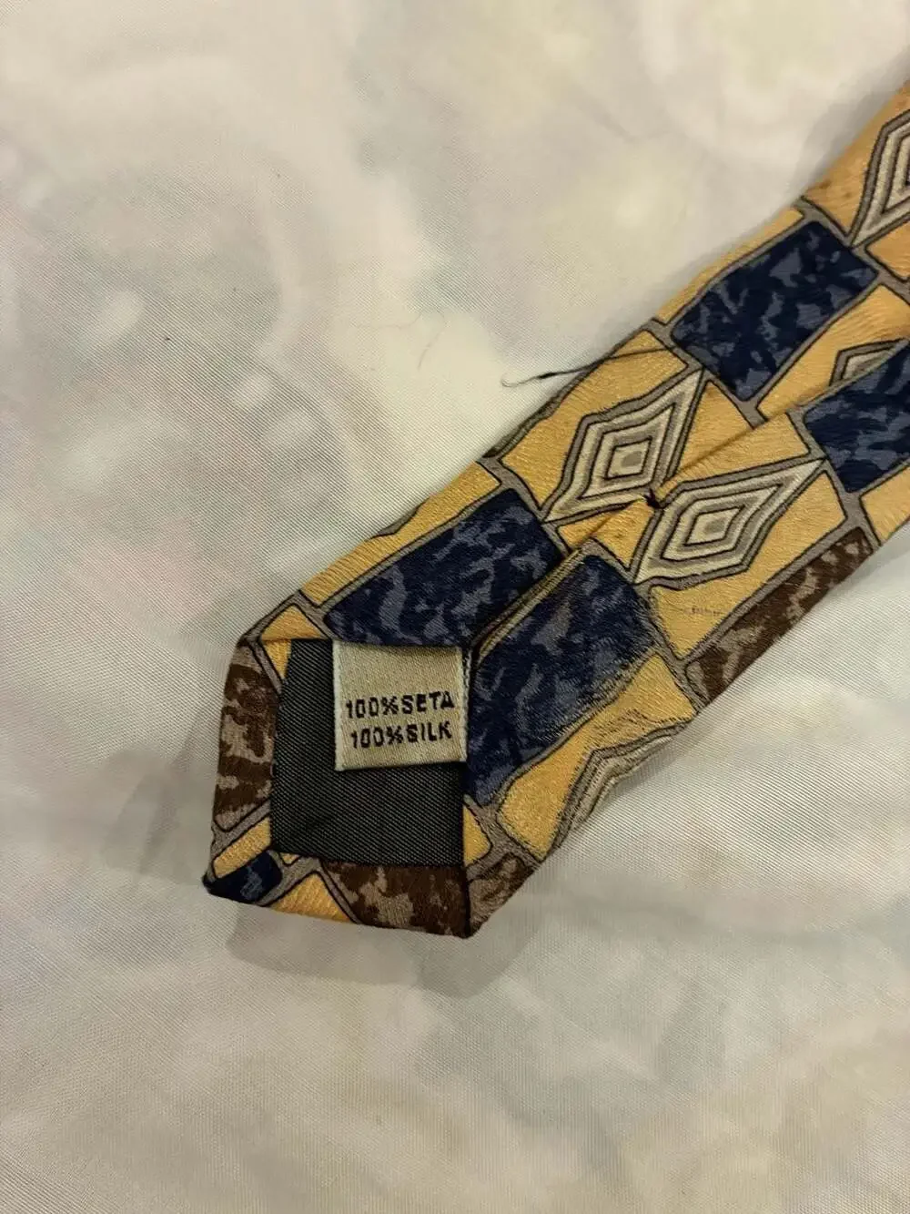 Domani Uomo Vintage 100% Silk Geometric Diamond Pattern Necktie Yellow Blue Brow